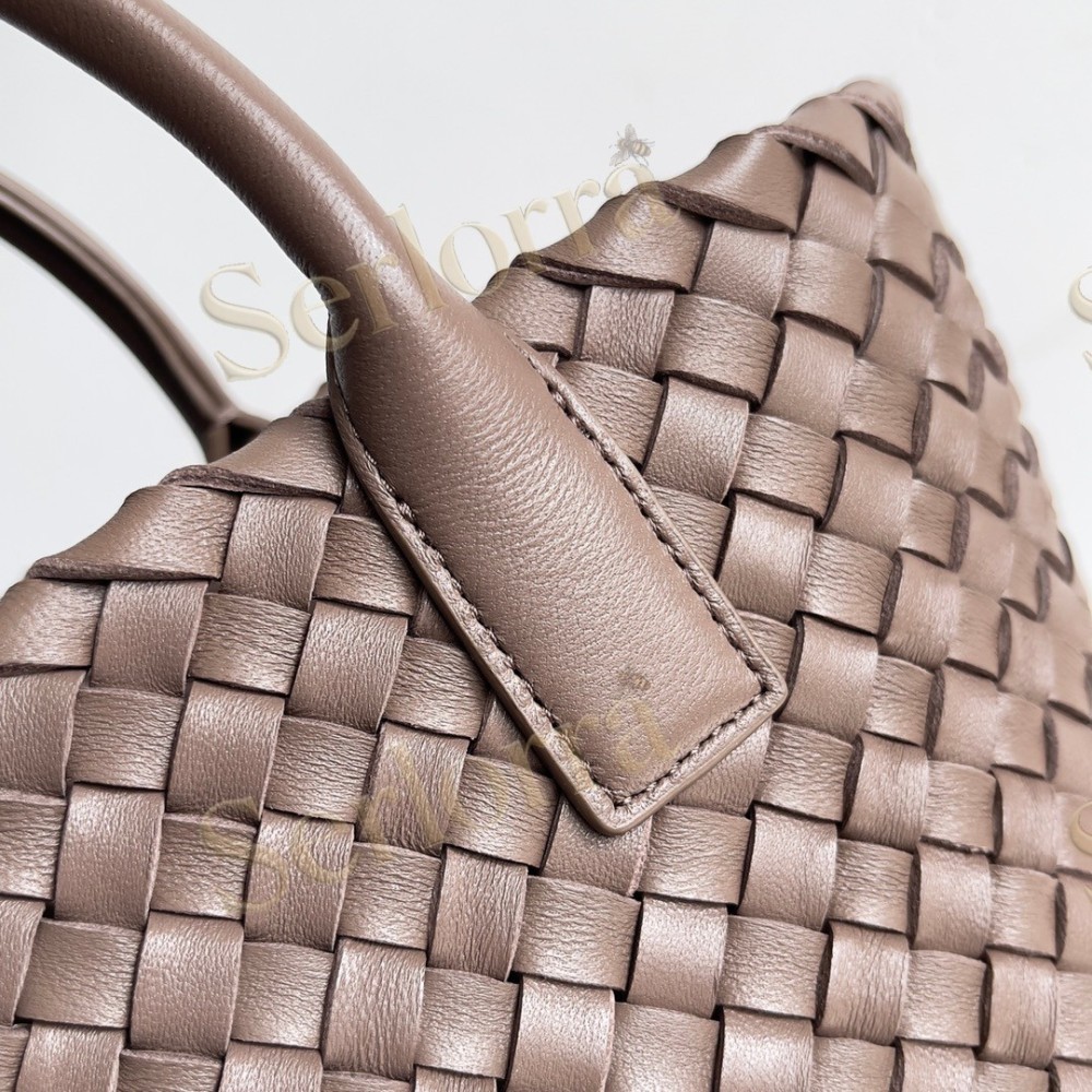 BOTTEGA VENETA MINI CABAT