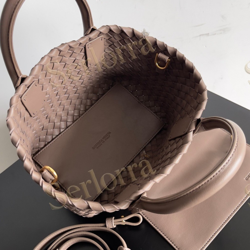 BOTTEGA VENETA MINI CABAT
