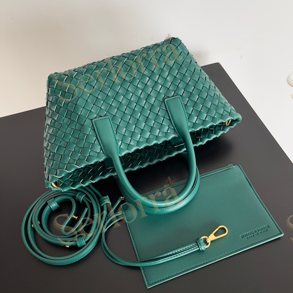 BOTTEGA VENETA MINI CABAT