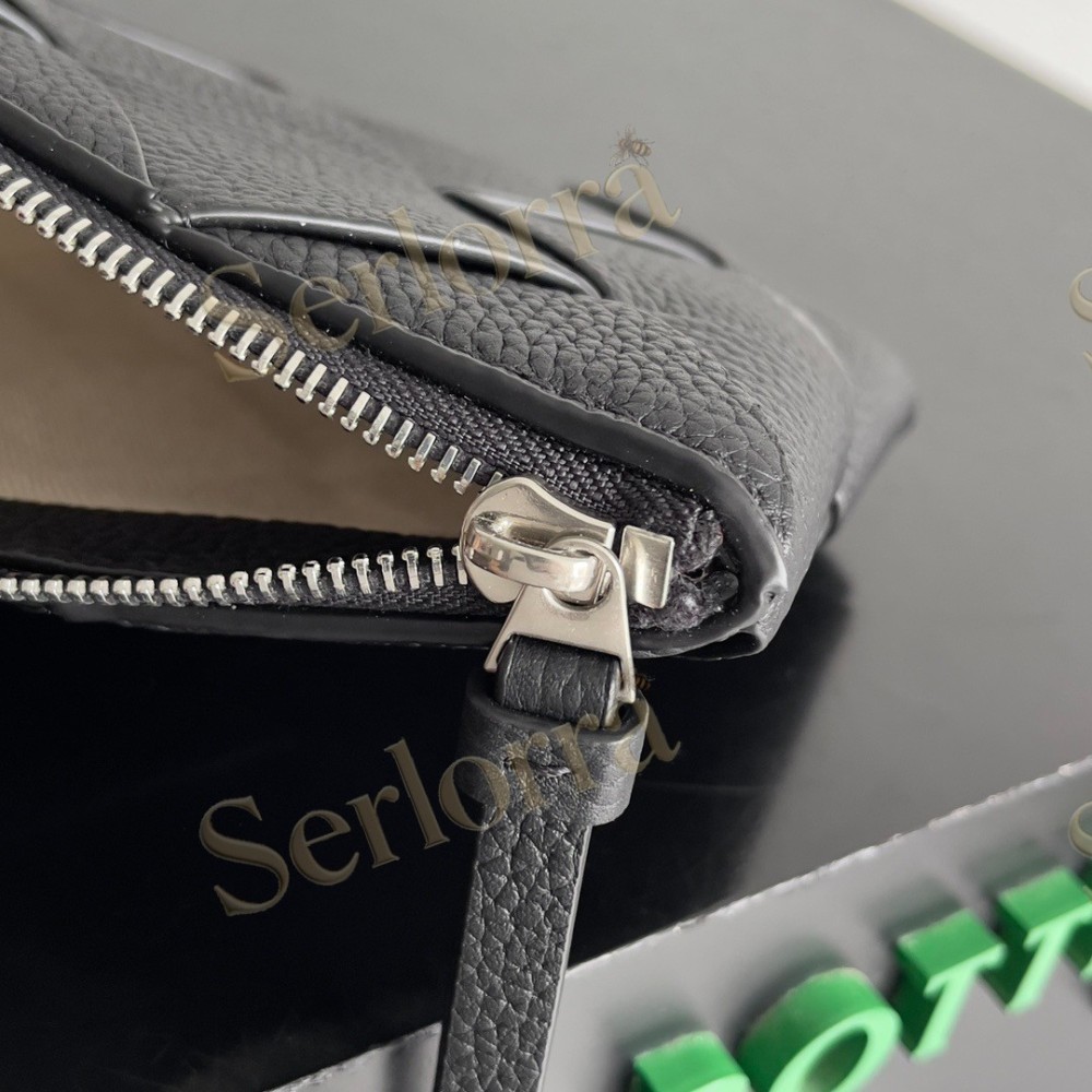 BOTTEGA VENETA DUSTBAG