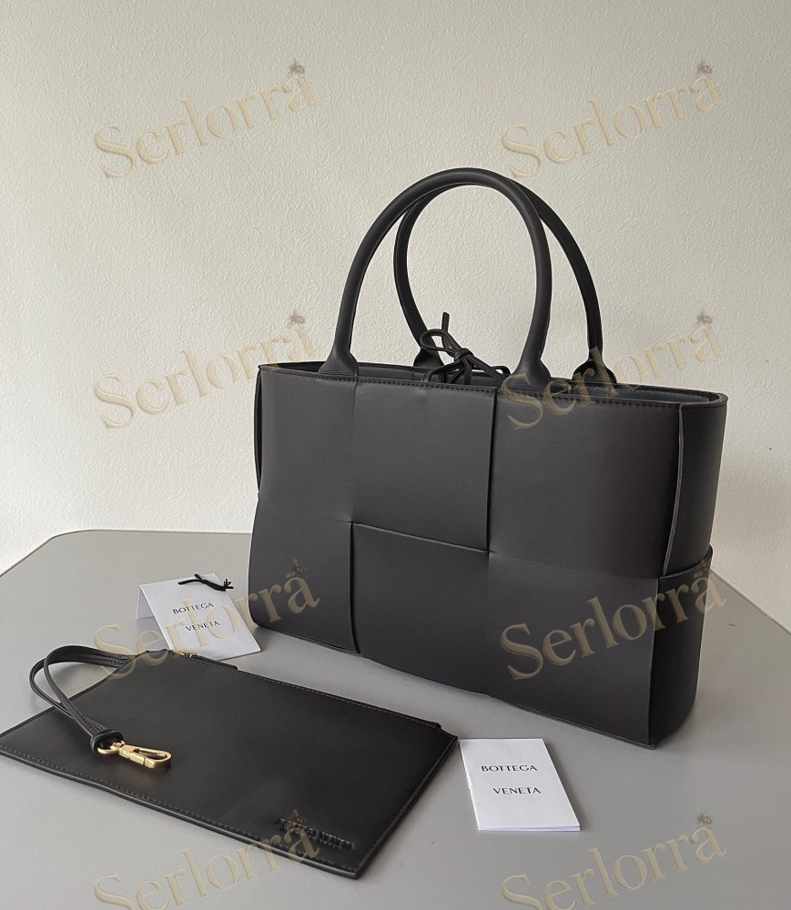 BOTTEGA VENETA SMALL ARCO TOTE