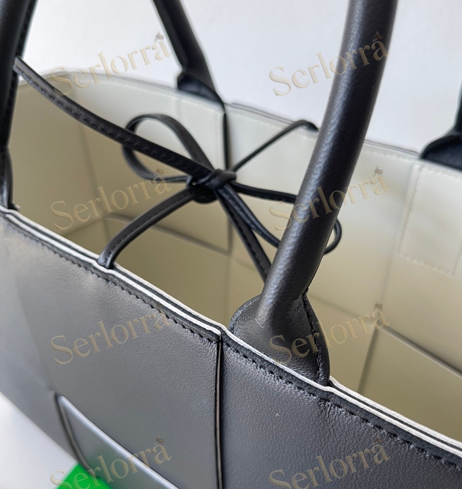 BOTTEGA VENETA ARCO TOTE
