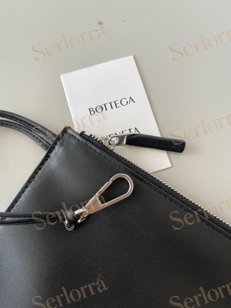 BOTTEGA VENETA ARCO TOTE