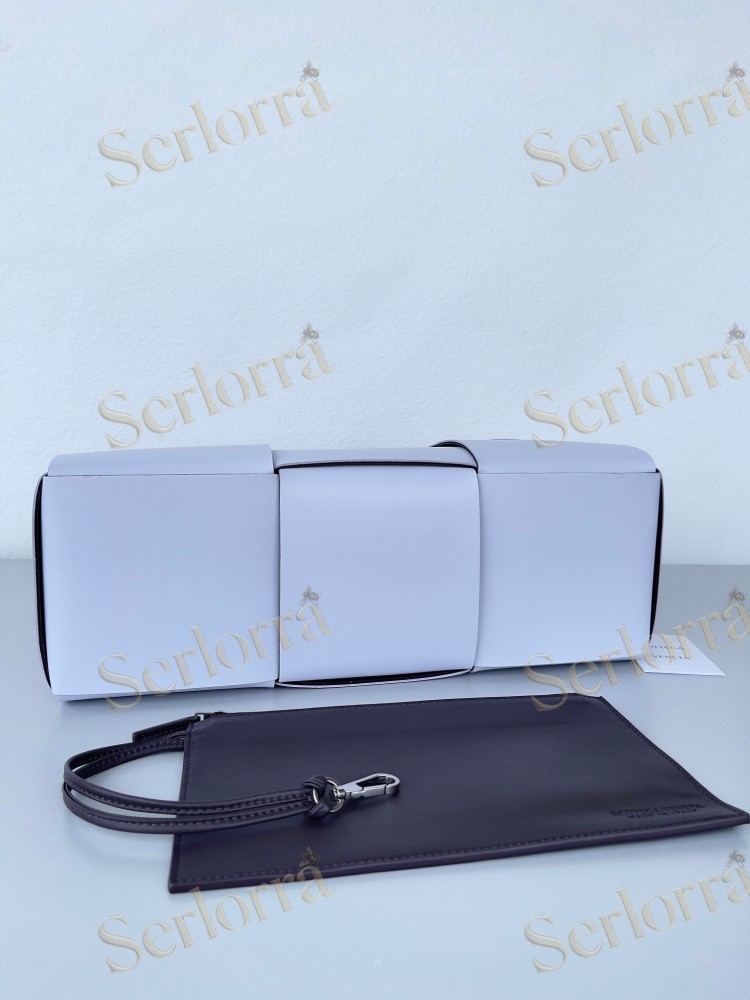 BOTTEGA VENETA ARCO TOTE