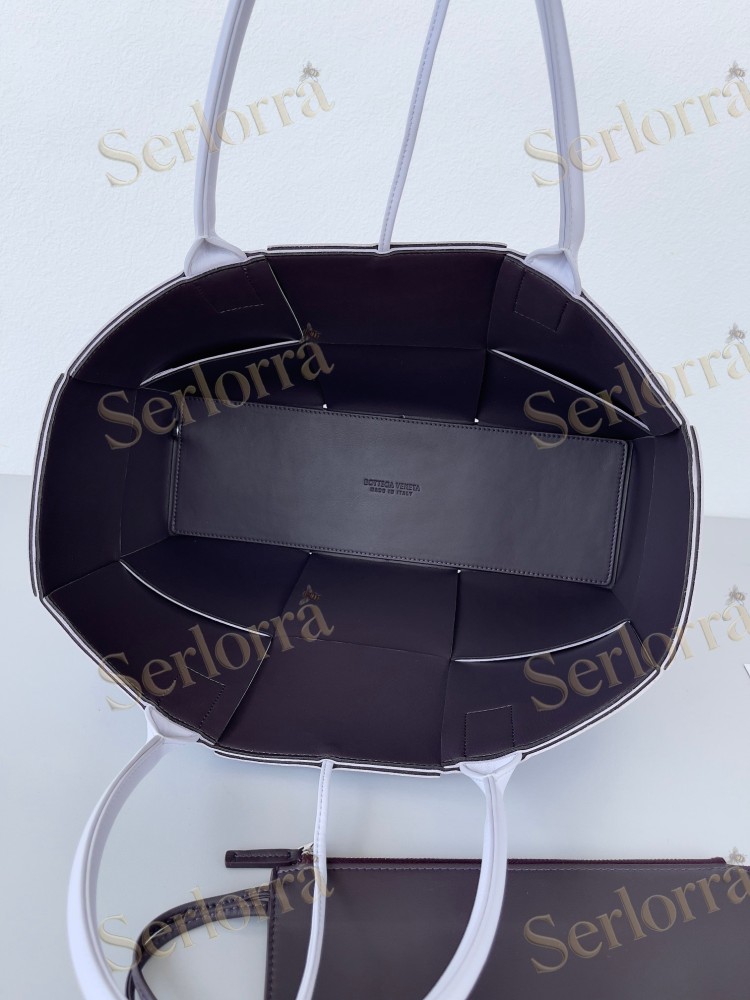 BOTTEGA VENETA ARCO TOTE