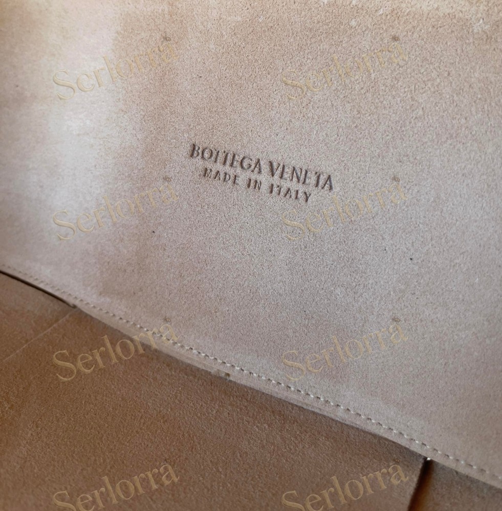 BOTTEGA VENETA ARCO TOTE
