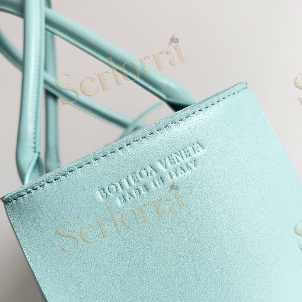 BOTTEGA VENETA ARCO TOTE