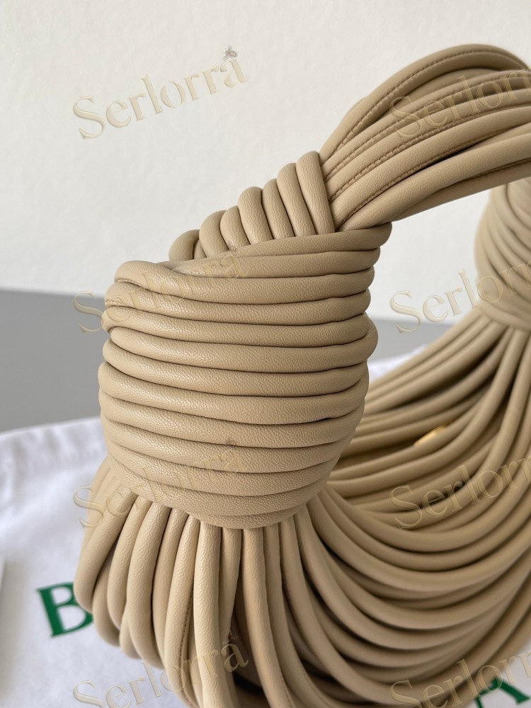 BOTTEGA VENETA DOUBLE KNOT