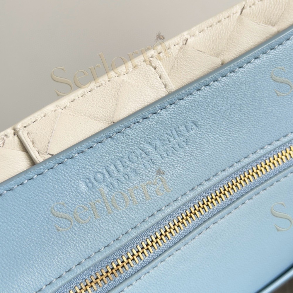 BOTTEGA VENETA MEDIUM ANDIAMO