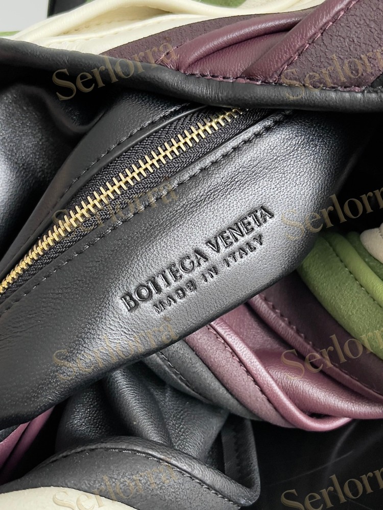 BOTTEGA VENETA LARGE HOP
