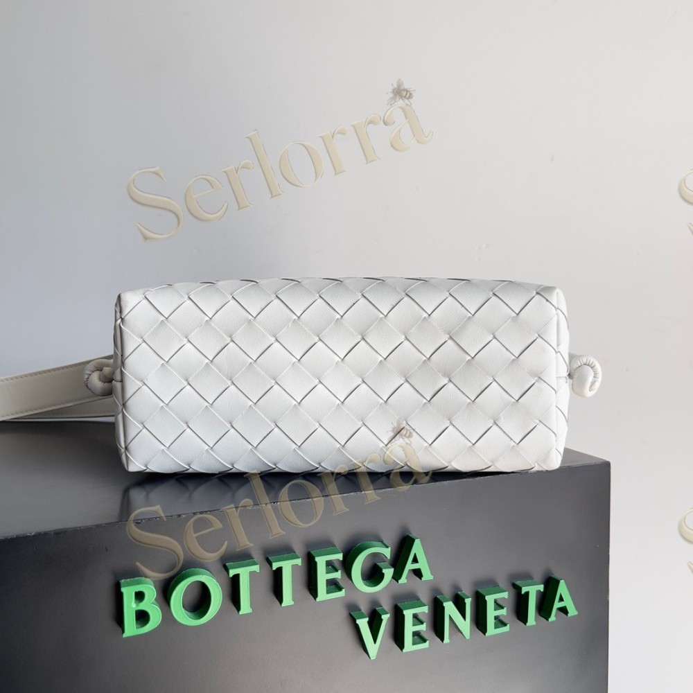 BOTTEGA VENETA INTRECCIATO CAMERA BAG