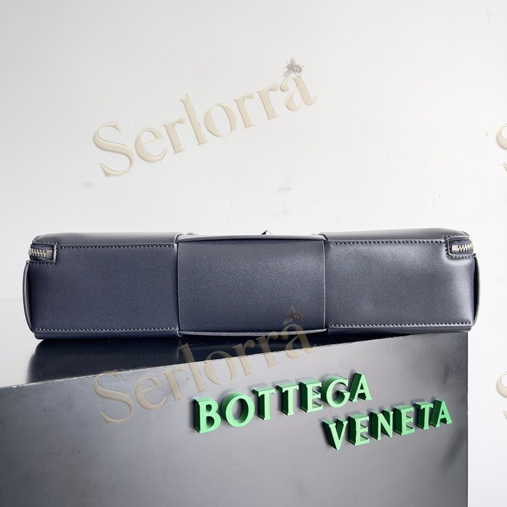 BOTTEGA VENETA ARCO BRIEFCASE