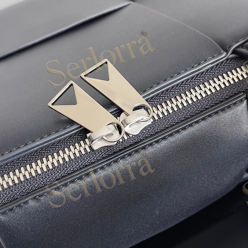 BOTTEGA VENETA ARCO BRIEFCASE