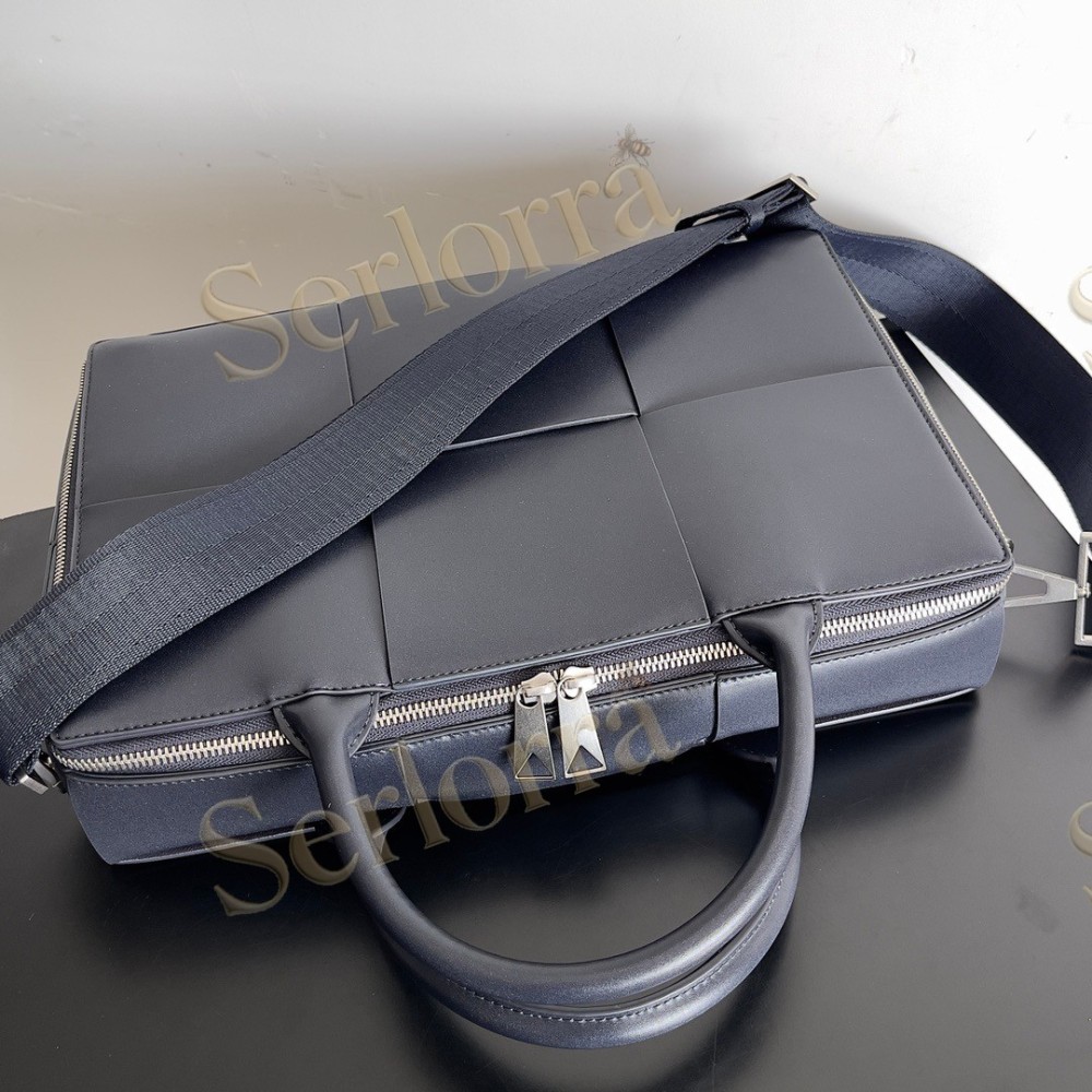 BOTTEGA VENETA ARCO BRIEFCASE