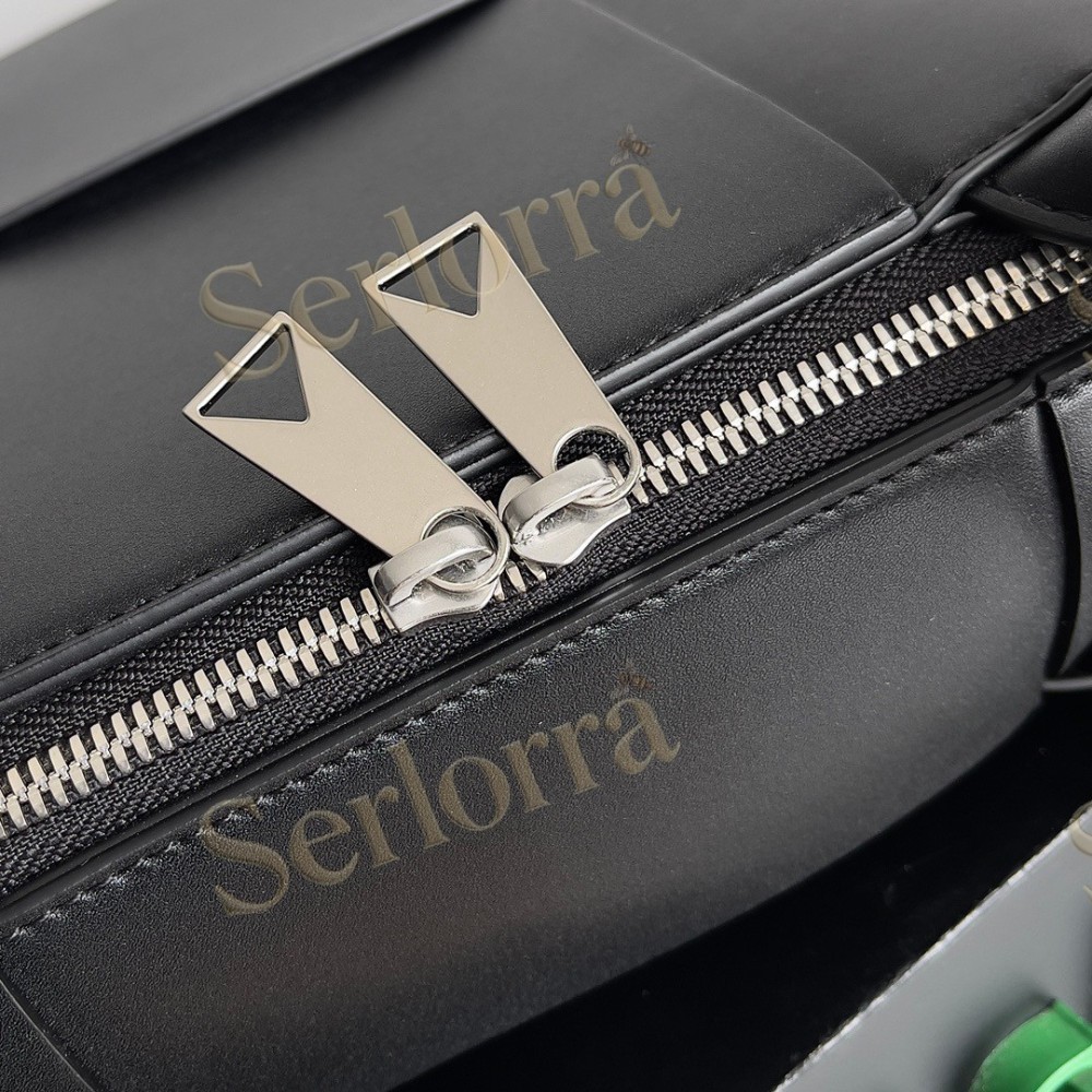 BOTTEGA VENETA ARCO BRIEFCASE