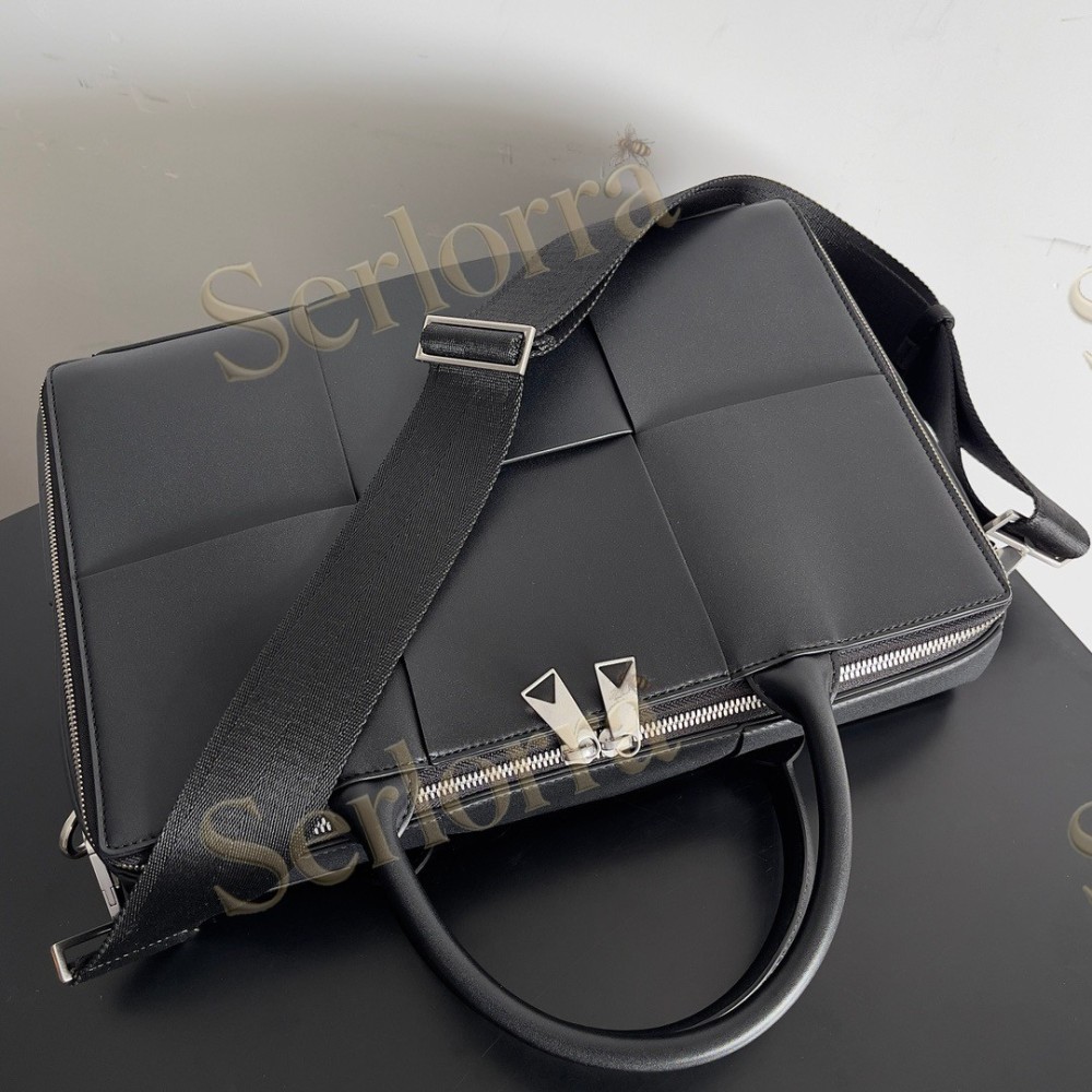 BOTTEGA VENETA ARCO BRIEFCASE