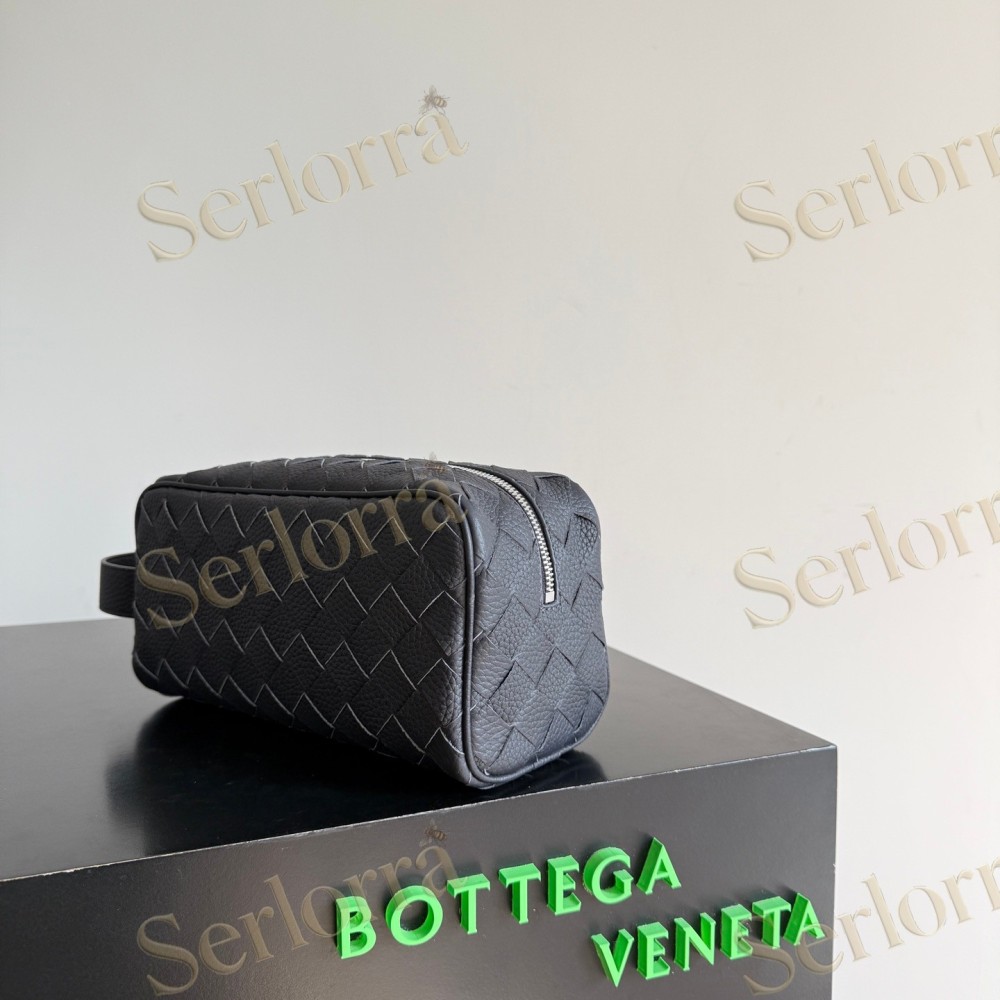 BOTTEGA VENETA INTRECCIATO TRAVEL POUCH