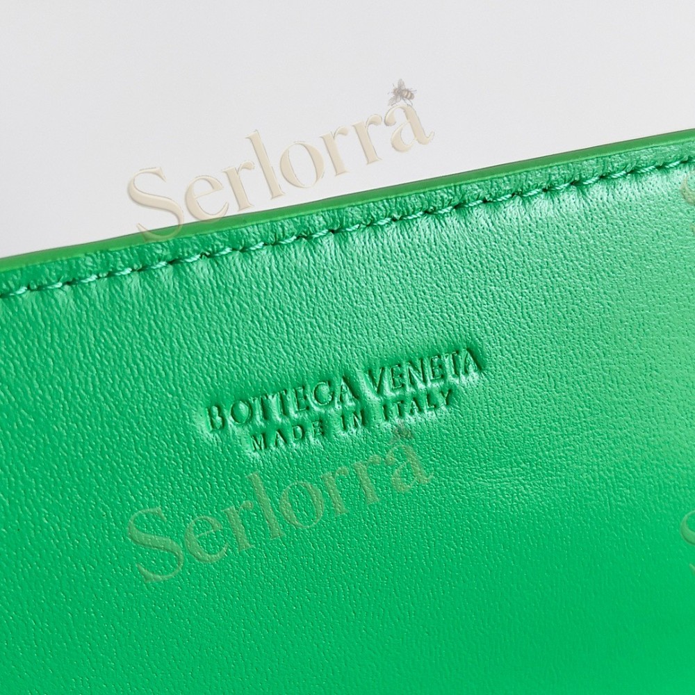 BOTTEGA VENETA CLUTCHES