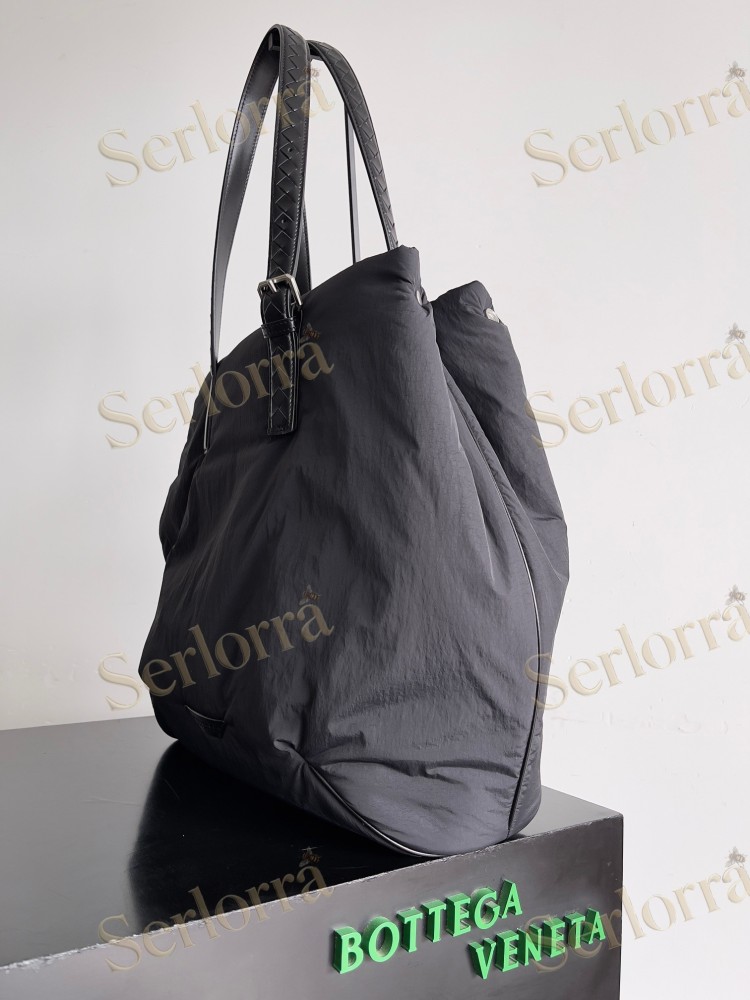 BOTTEGA VENETA CROSSROAD BUCKLE TOTE