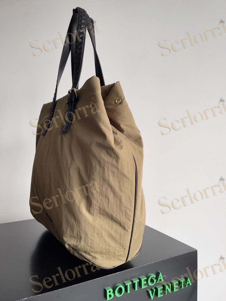 BOTTEGA VENETA CROSSROAD BUCKLE TOTE