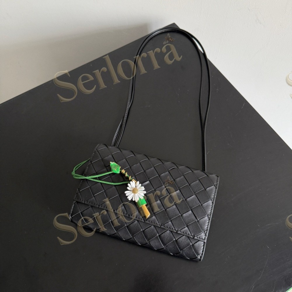 BOTTEGA VENETA ANDIAMO POUCH ON STRAP