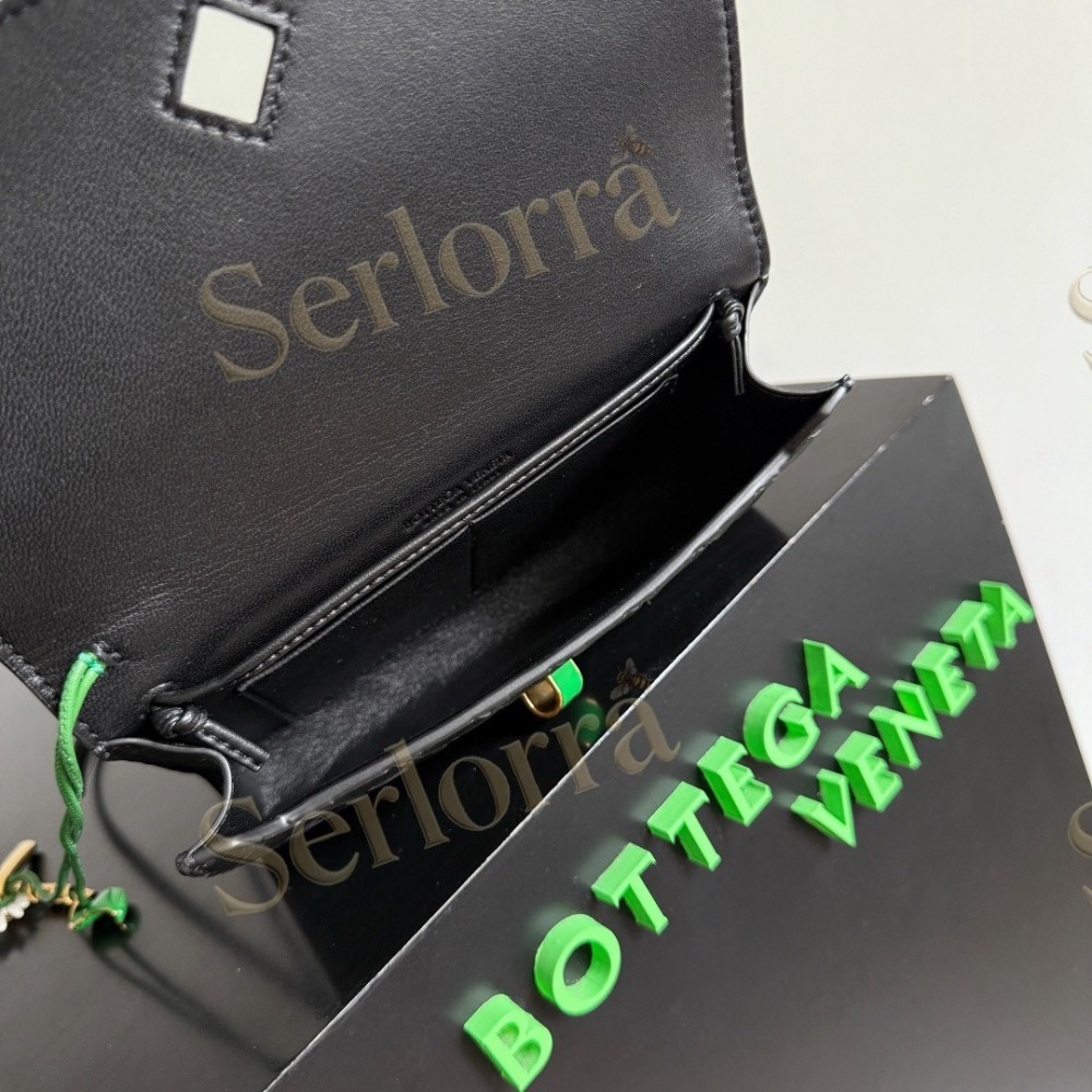 BOTTEGA VENETA ANDIAMO POUCH ON STRAP