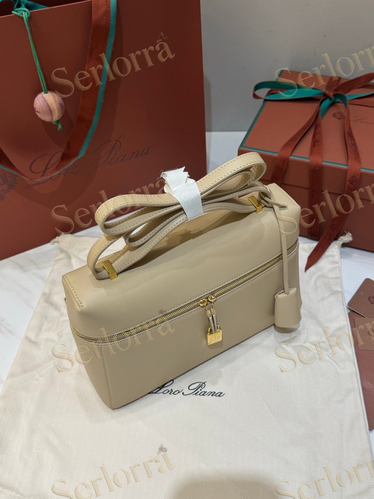 LORO PIANA EXTRA BAG