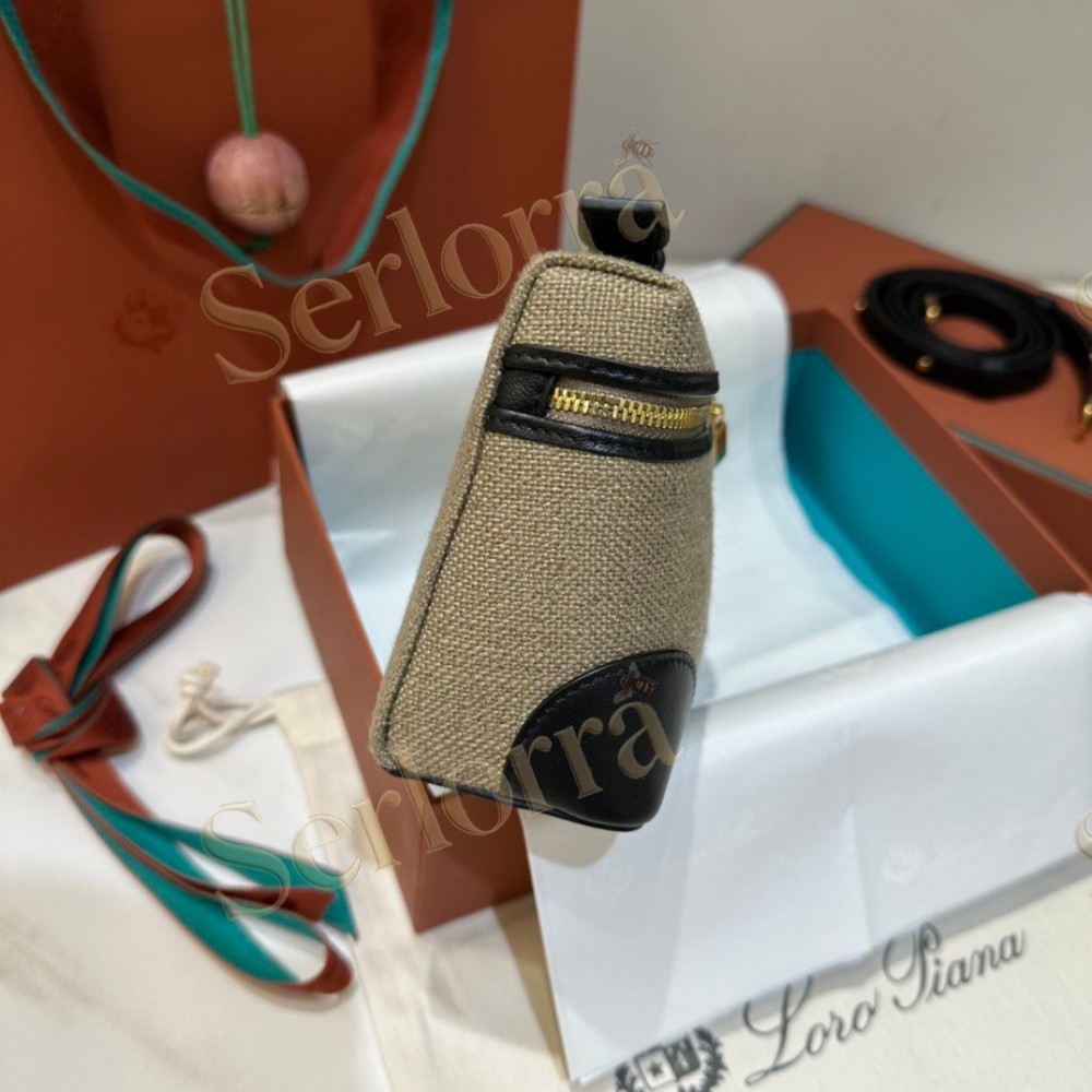 LORO PIANA EXTRA POCKET L19 CROCODILE LEATHER