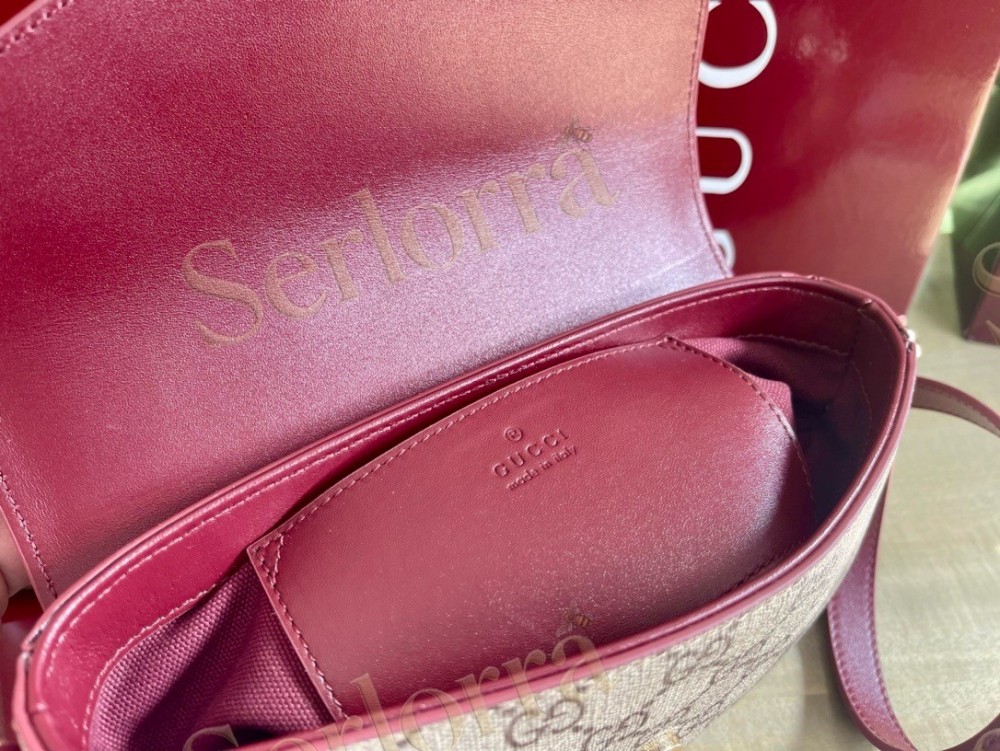 GUCCI MINI SHOULDER BAG