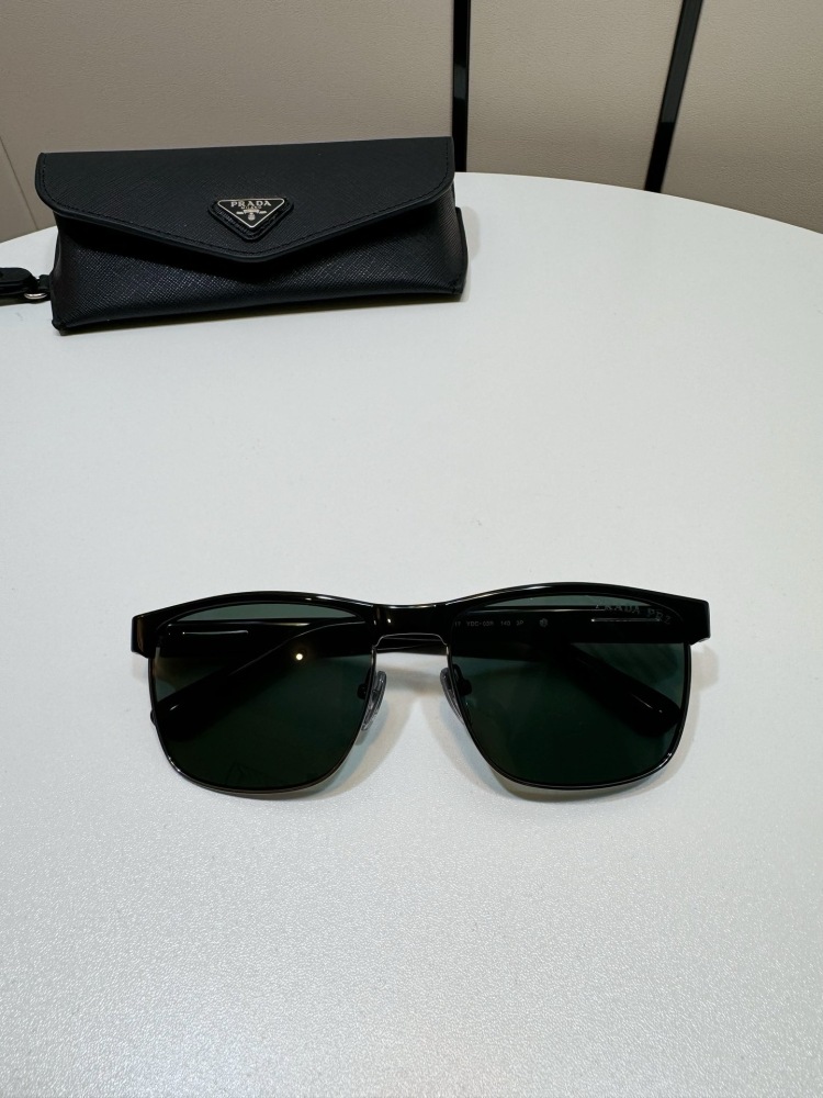 PRADA SUNGLASSES
