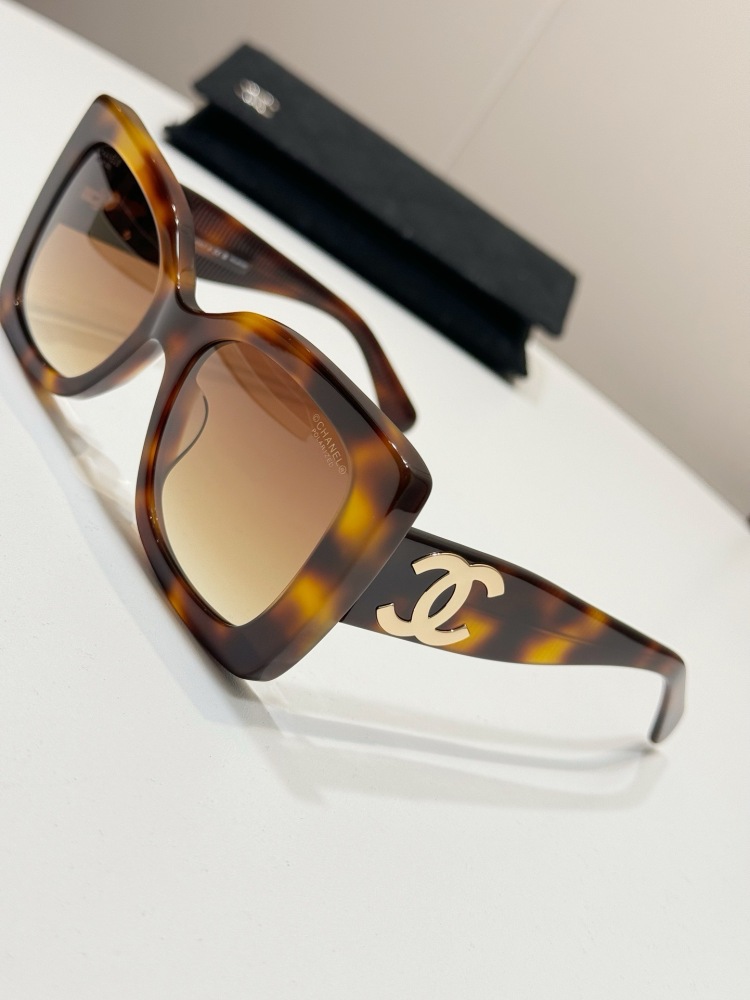 CHANEL SUNGLASSES