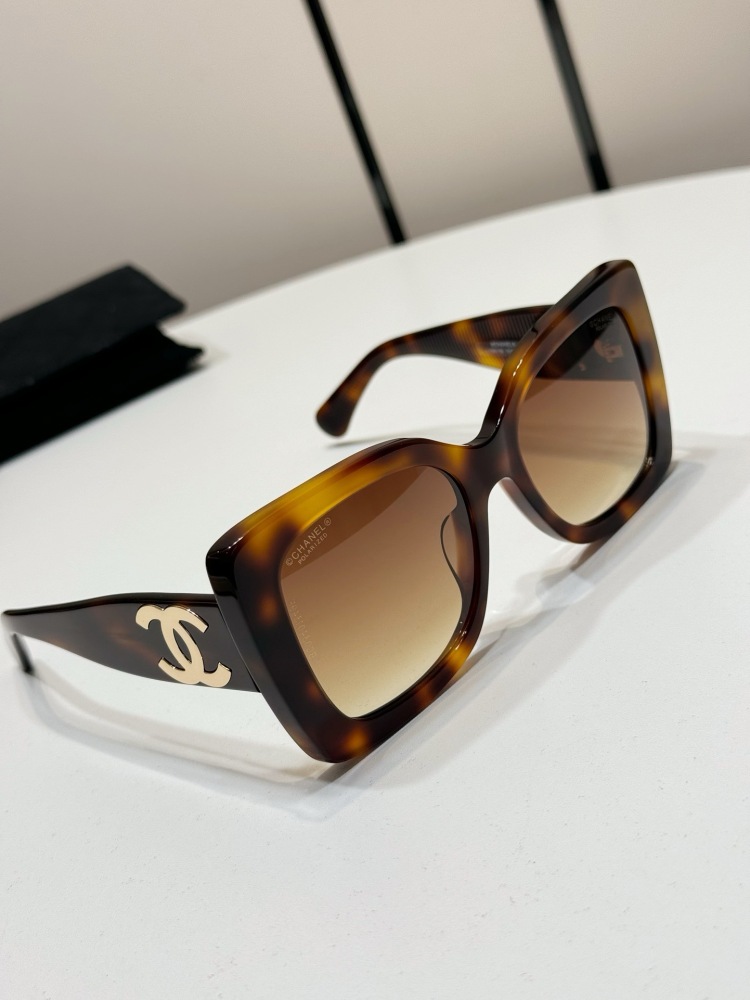 CHANEL SUNGLASSES