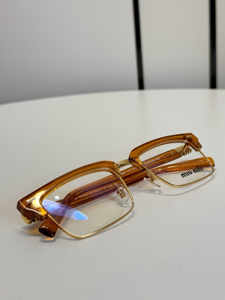 MIUMIU GLASSES
