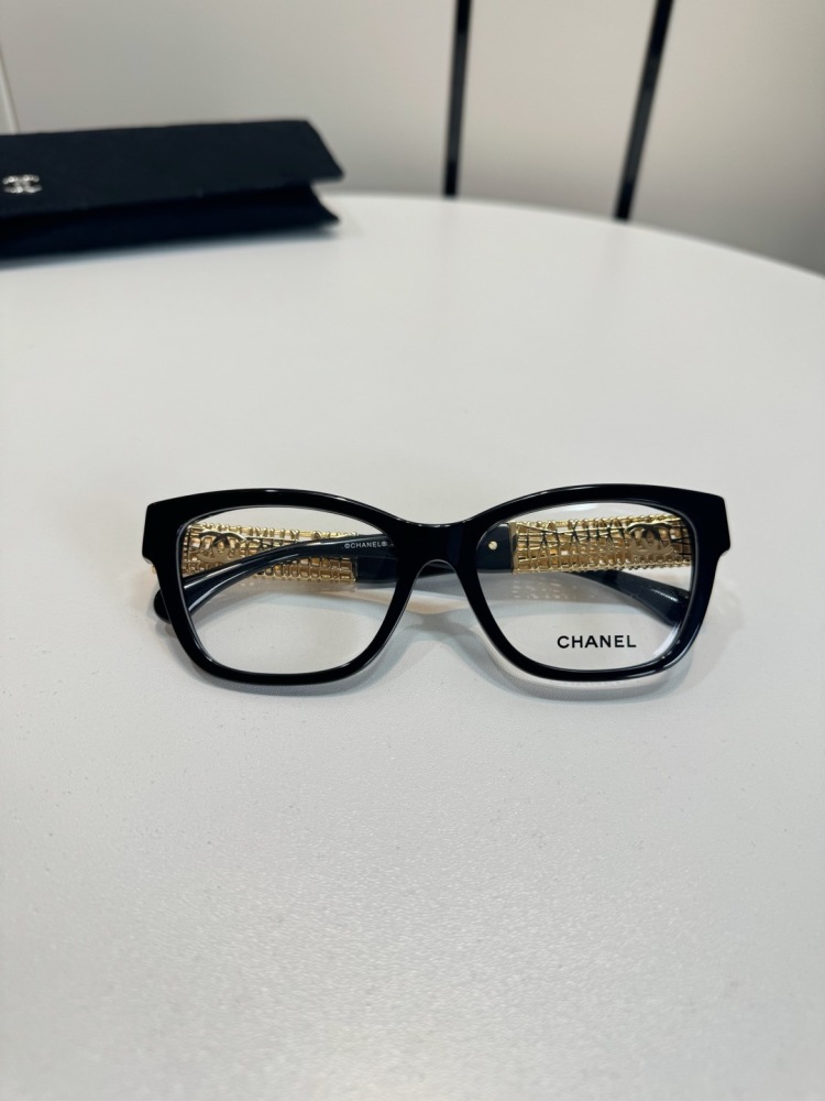 CHANEL GLASSES