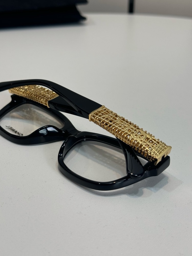 CHANEL GLASSES