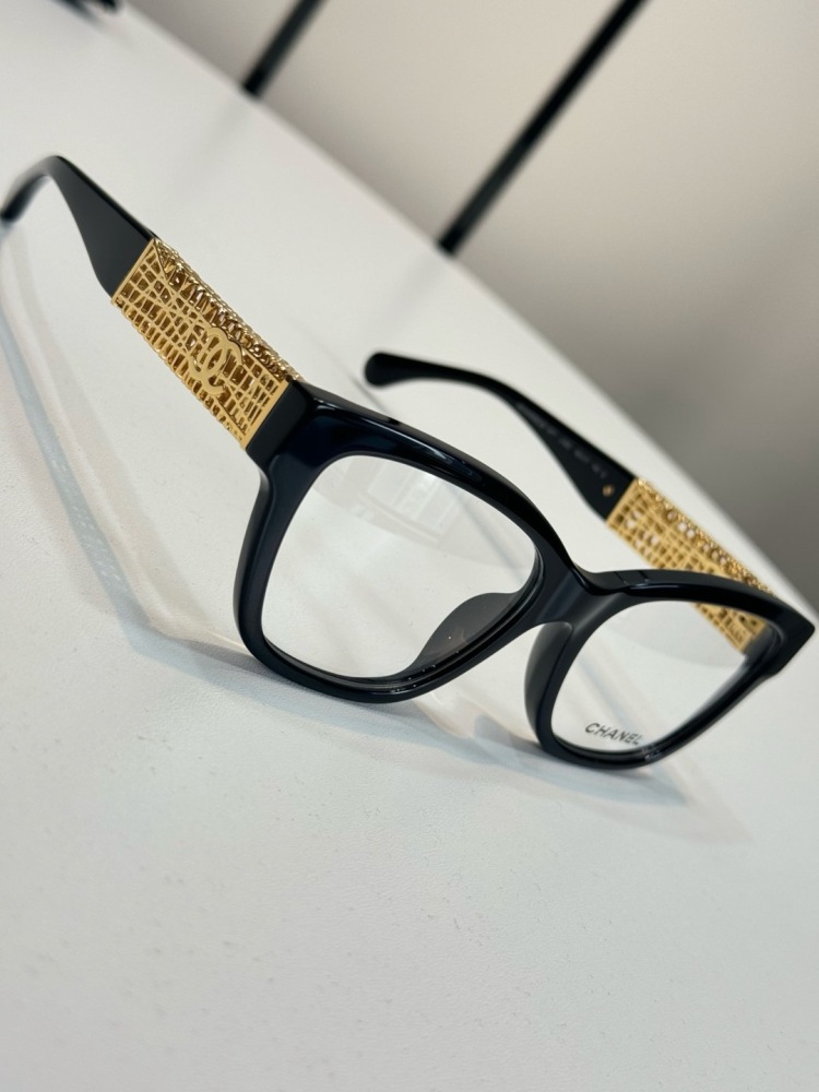 CHANEL GLASSES