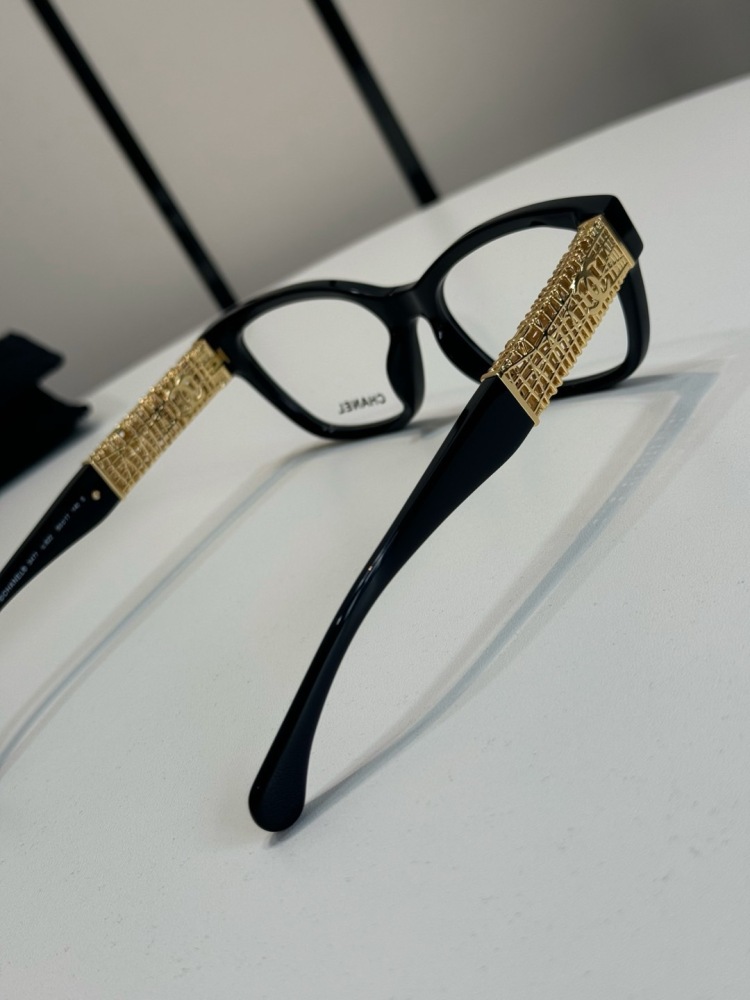CHANEL GLASSES