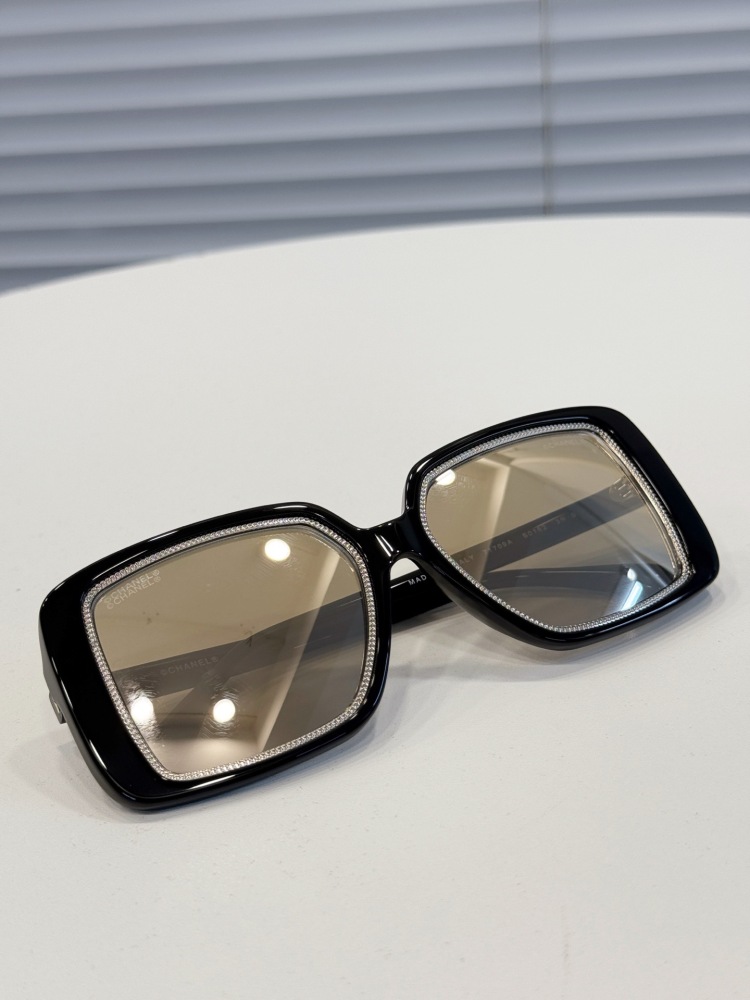CHANEL SUNGLASSES