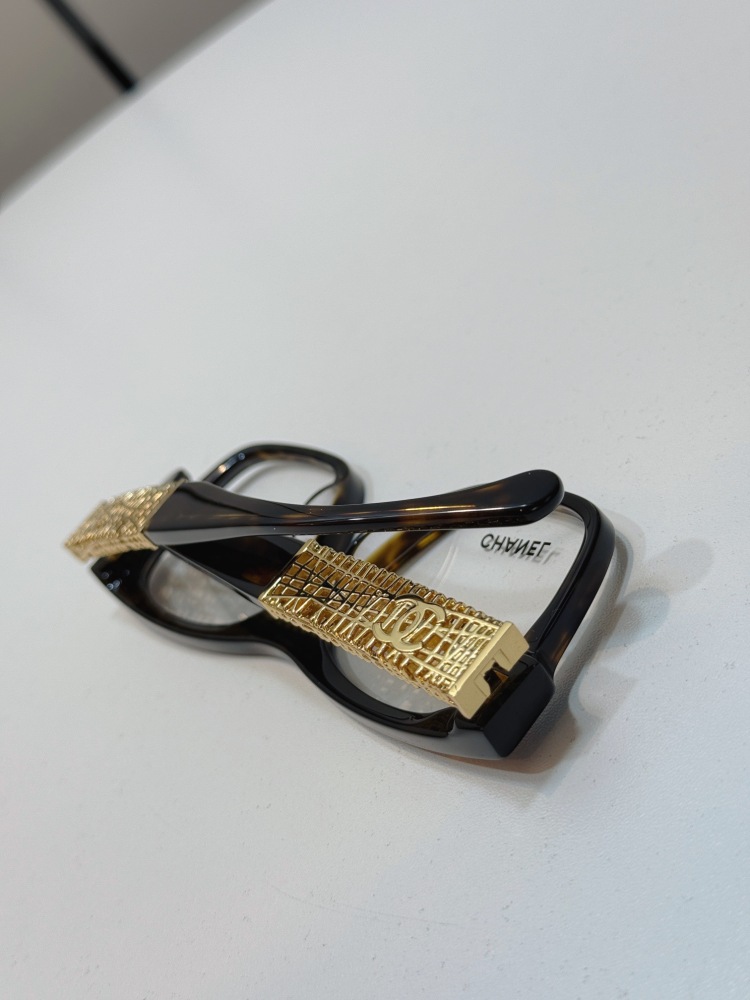 CHANEL GLASSES