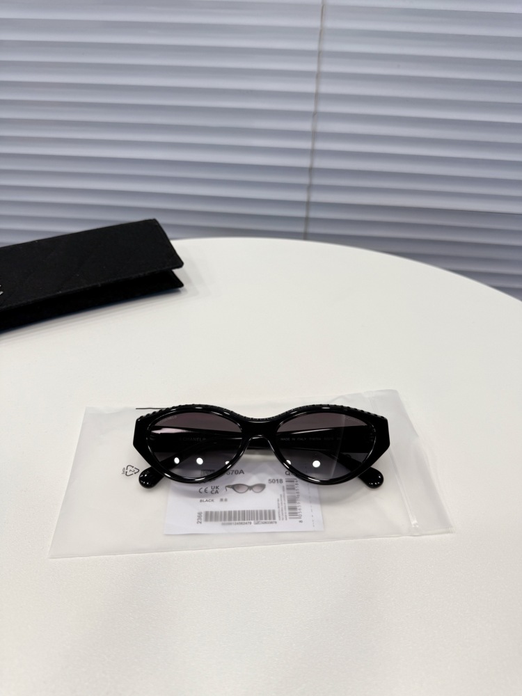 CHANEL SUNGLASSES