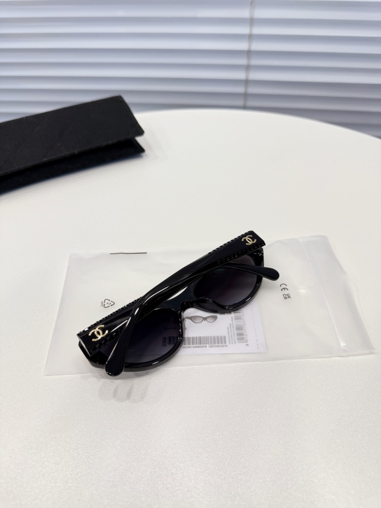 CHANEL SUNGLASSES