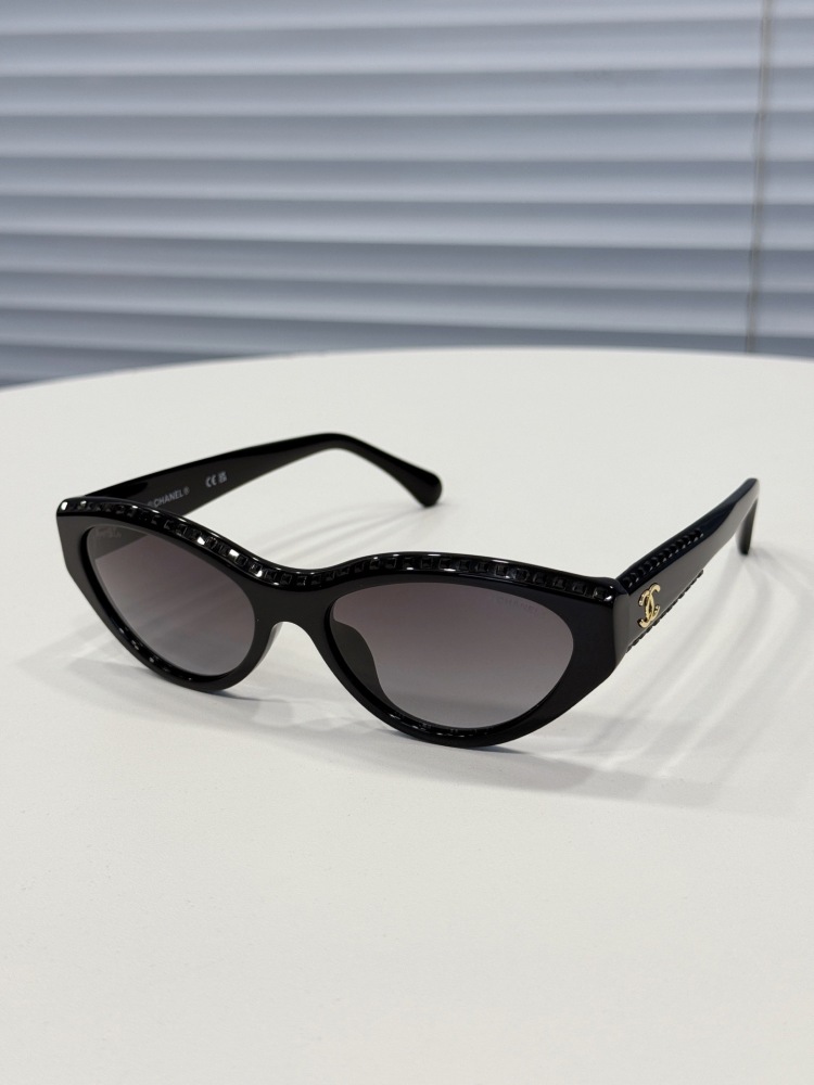 CHANEL SUNGLASSES
