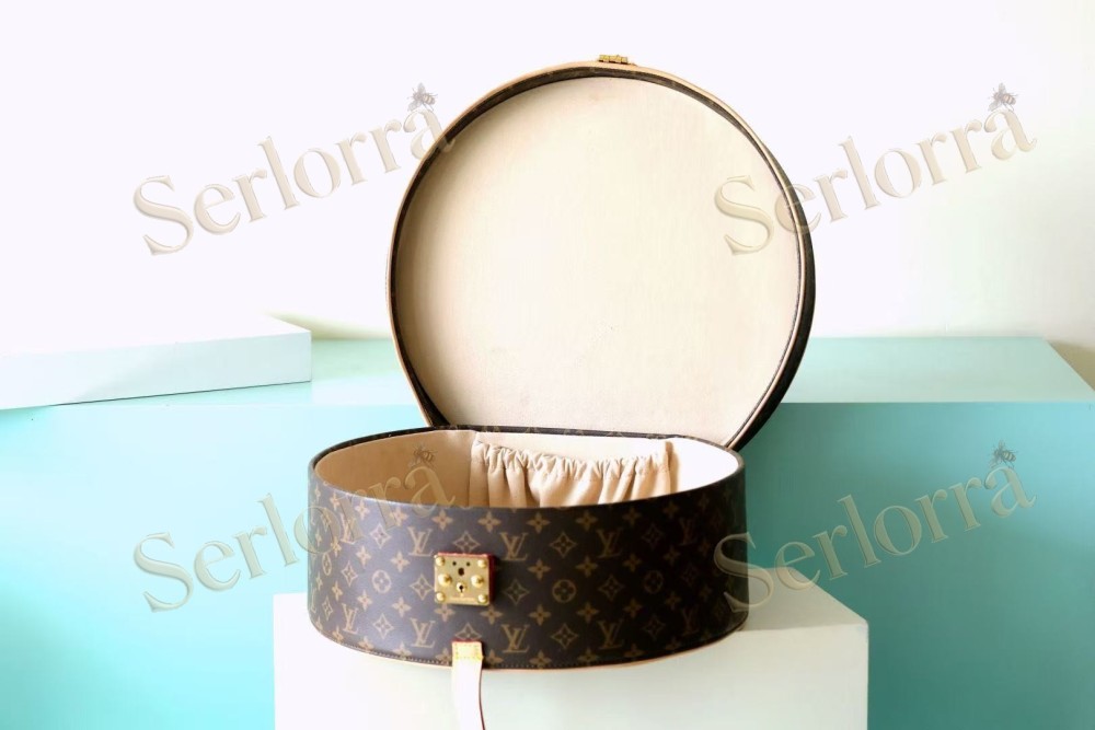 LOUIS VUITTON BOÎTE À CHAPEAUX 50