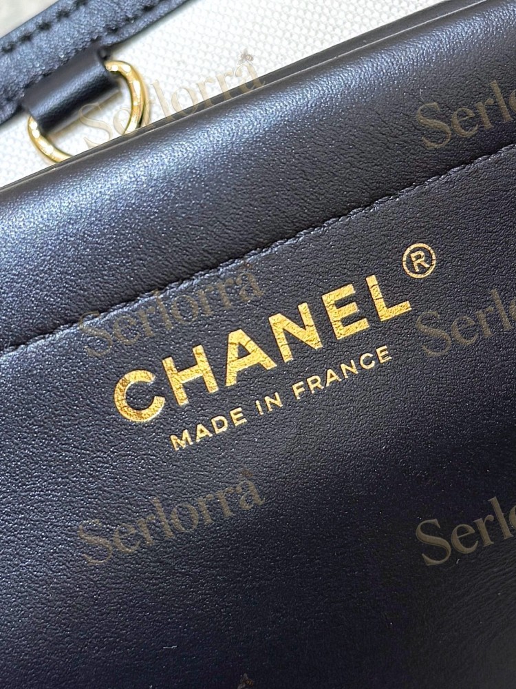 CHANEL MASTER TWEED LEATHER SHOULDER BAG