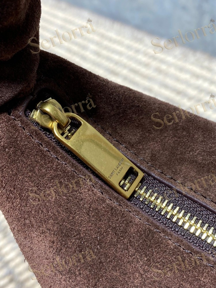 SAINT LAURENT HOBO CHAIN SHOULDER BAG
