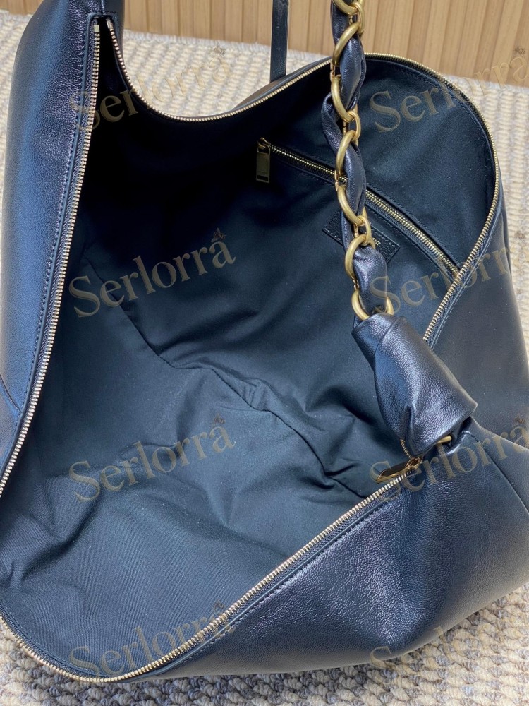 SAINT LAURENT HOBO CHAIN SHOULDER BAG