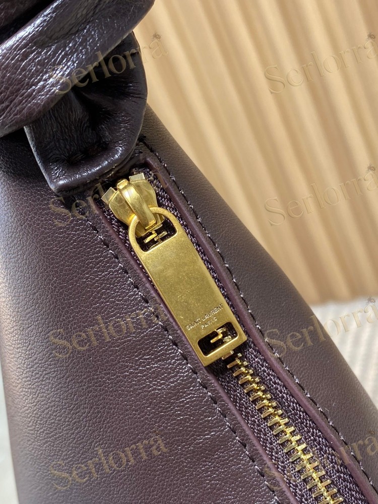 SAINT LAURENT HOBO CHAIN SHOULDER BAG