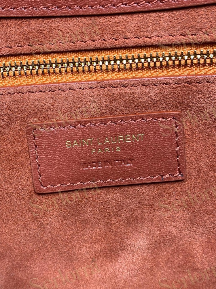 SAINT LAURENT LE 5 À 7