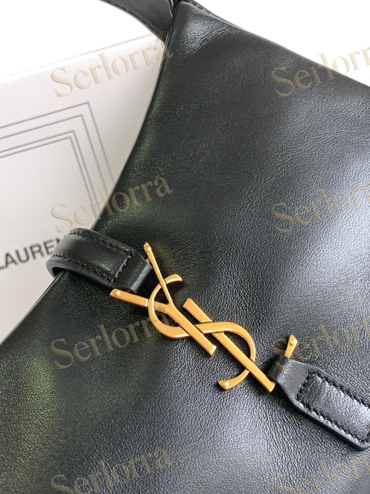 SAINT LAURENT LE 5 À 7