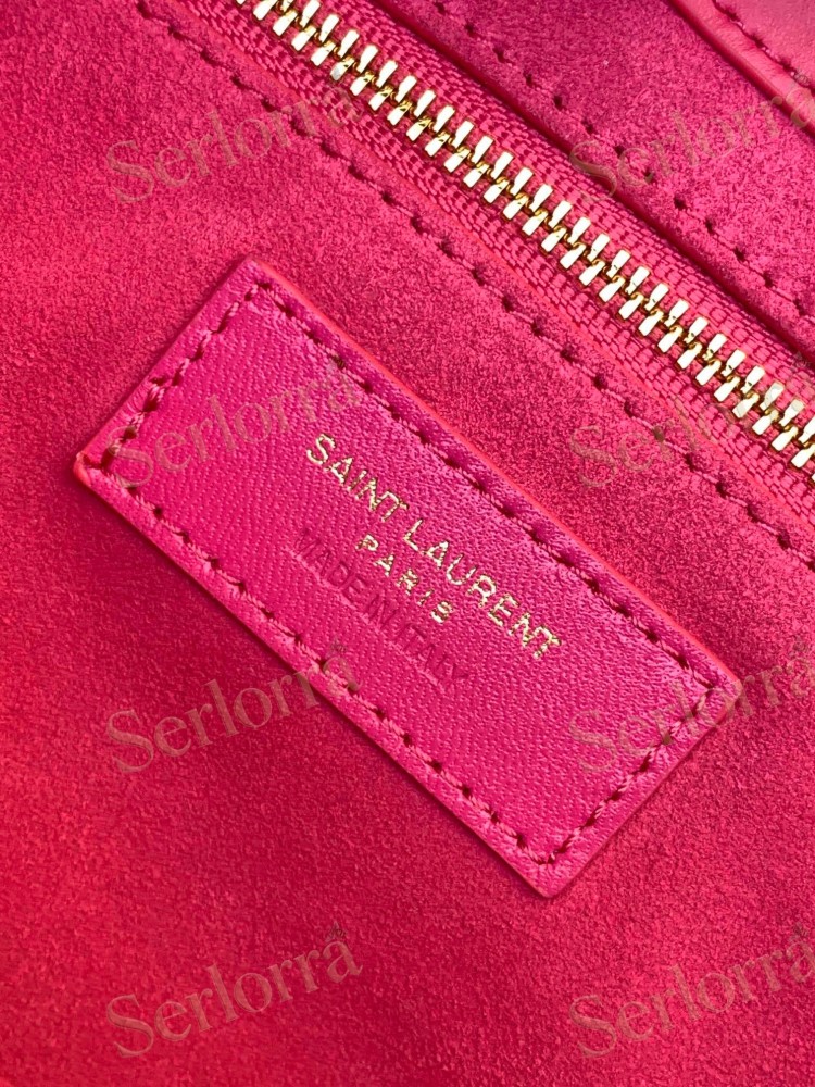 SAINT LAURENT LE 5 À 7